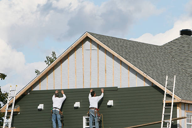 Professional Siding technician working in Collettsville, NC